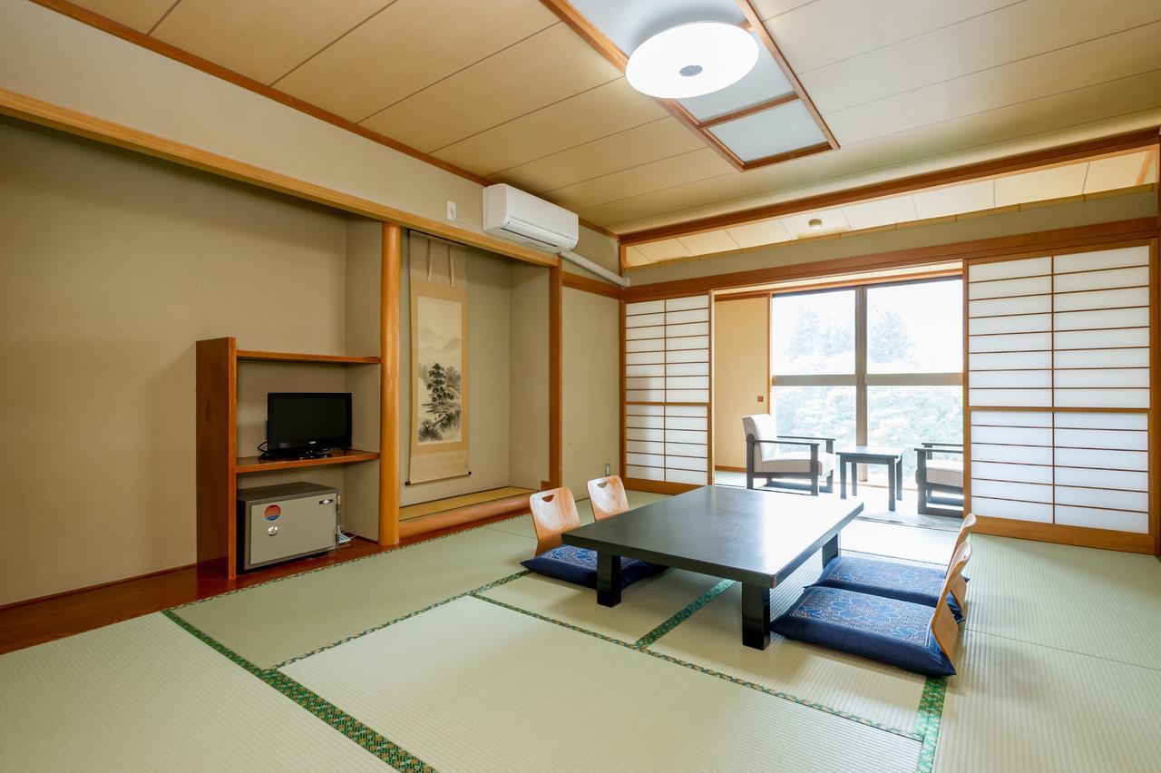 Готель Kinugawaonsen Fukumatsu Нікко Екстер'єр фото